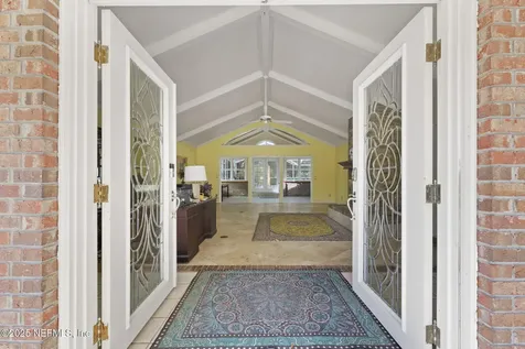 4221 Clearwater Lane Jacksonville FL 32223