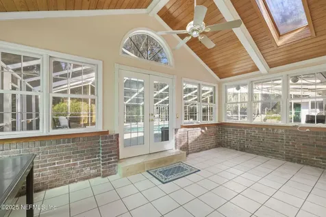 4221 Clearwater Lane Jacksonville FL 32223