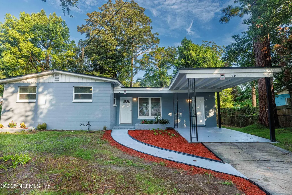 4915 Fredericksburg Avenue Jacksonville FL 32208