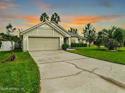 625 Summer Breeze Drive N Jacksonville FL 32218