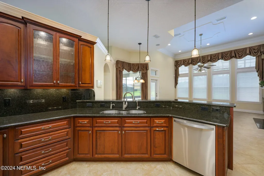 235 Crystal Cove Drive Palatka FL 32177