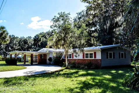 111 Thompson Road East Palatka FL 32131