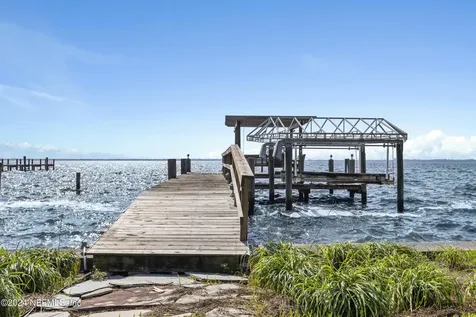 2234 River Road Jacksonville FL 32207