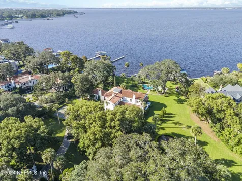 2234 River Road Jacksonville FL 32207