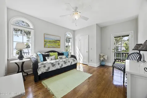 2234 River Road Jacksonville FL 32207