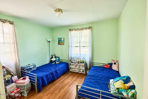 4464 Manchester Road Jacksonville FL 32210