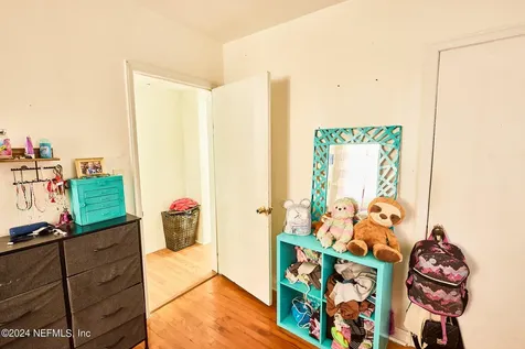 4464 Manchester Road Jacksonville FL 32210