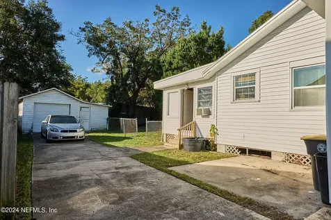 4464 Manchester Road Jacksonville FL 32210