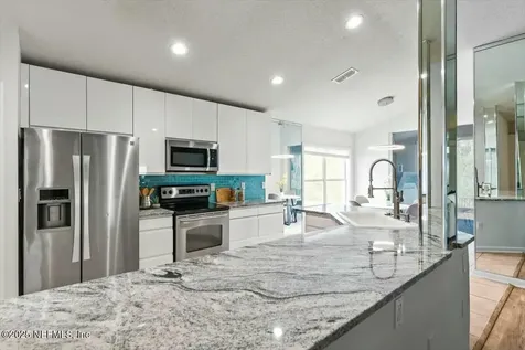 9259 Sunrise Breeze Circle Jacksonville FL 32256