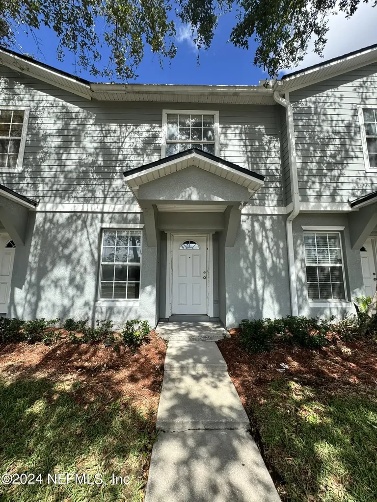 8440 Mcgirts Village Lane Jacksonville FL 32210