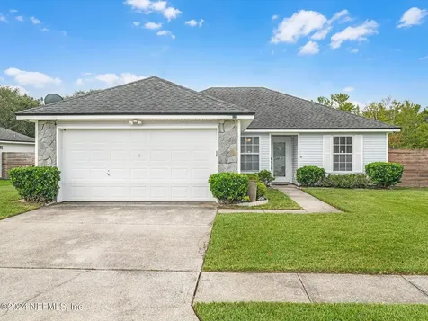 1932 Coldfield Drive W Jacksonville FL 32246