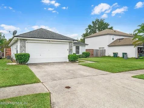 1932 Coldfield Drive W Jacksonville FL 32246