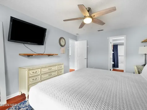1932 Coldfield Drive W Jacksonville FL 32246