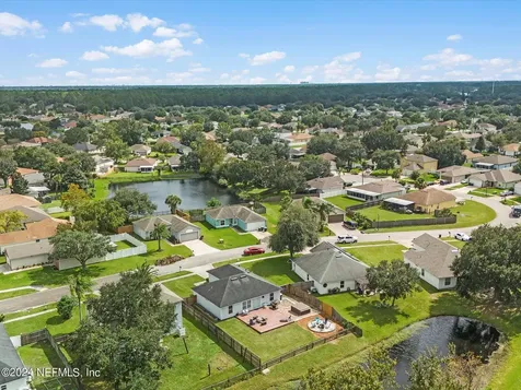 1932 Coldfield Drive W Jacksonville FL 32246