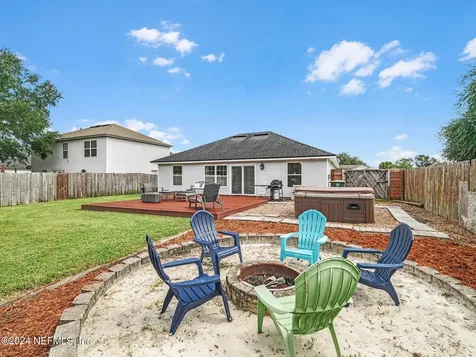 1932 Coldfield Drive W Jacksonville FL 32246