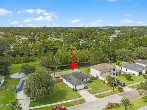 1932 Coldfield Drive W Jacksonville FL 32246