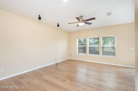 2502 Creekfront Drive Green Cove Springs FL 32043