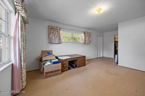 929 Bordeau Avenue W Jacksonville FL 32211
