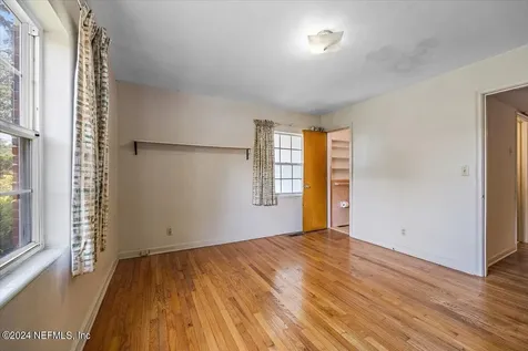 929 Bordeau Avenue W Jacksonville FL 32211