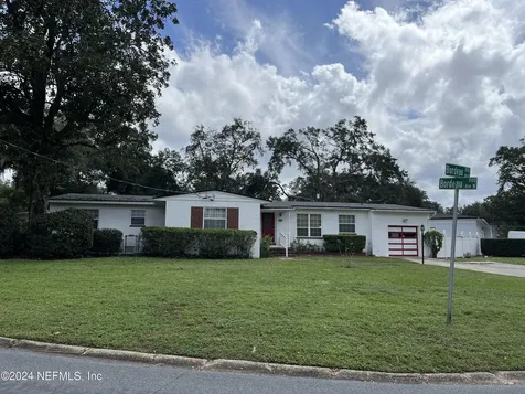 929 Bordeau Avenue W Jacksonville FL 32211