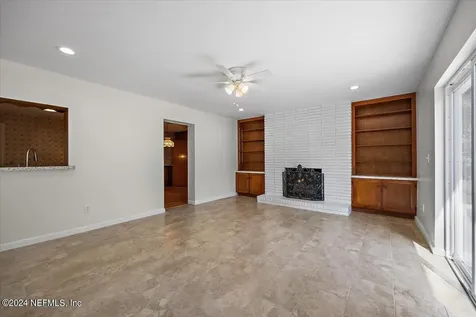 929 Bordeau Avenue W Jacksonville FL 32211