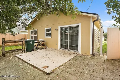 7989 Cherry Blossom Drive N Jacksonville FL 32216