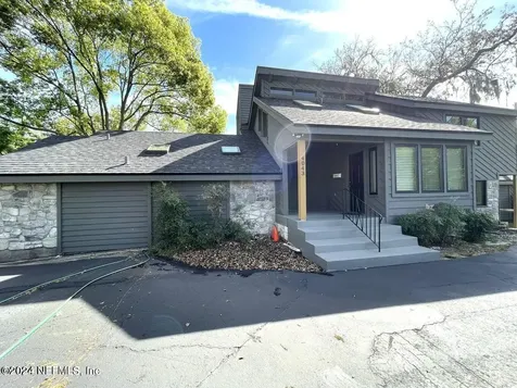 4043 Baymeadows Road Jacksonville FL 32217