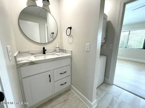 4043 Baymeadows Road Jacksonville FL 32217