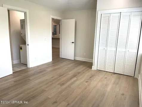 4043 Baymeadows Road Jacksonville FL 32217