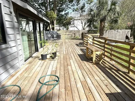 4043 Baymeadows Road Jacksonville FL 32217
