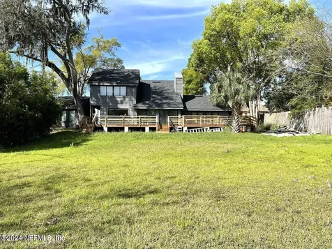 4043 Baymeadows Road Jacksonville FL 32217