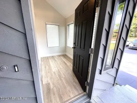 4043 Baymeadows Road Jacksonville FL 32217