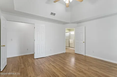 8251 Stelling Drive Jacksonville FL 32244