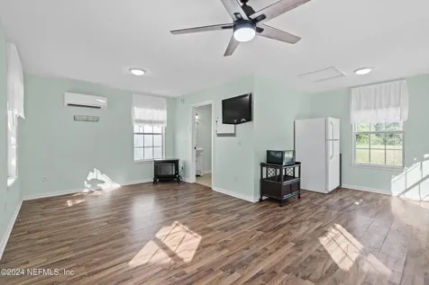 149 Jondabob Road Green Cove Springs FL 32043