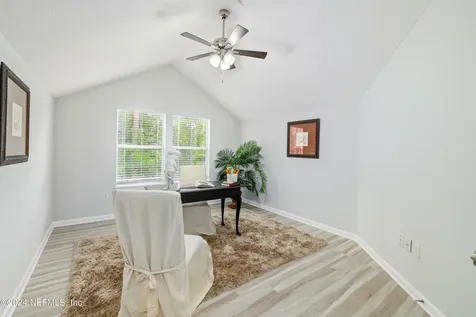 6213 Morse Oaks Circle Jacksonville FL 32244