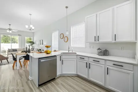 6213 Morse Oaks Circle Jacksonville FL 32244