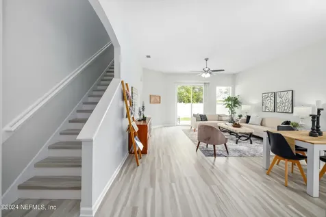 6213 Morse Oaks Circle Jacksonville FL 32244