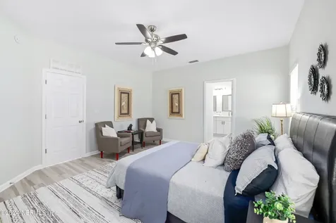 6213 Morse Oaks Circle Jacksonville FL 32244