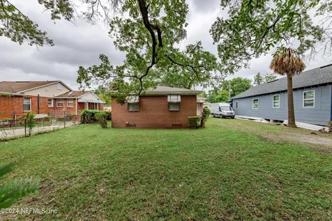 1340 W 11th Street Jacksonville FL 32209