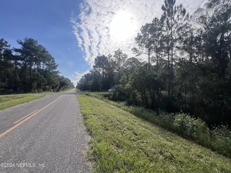10305 Nikolich Avenue Hastings FL 32145