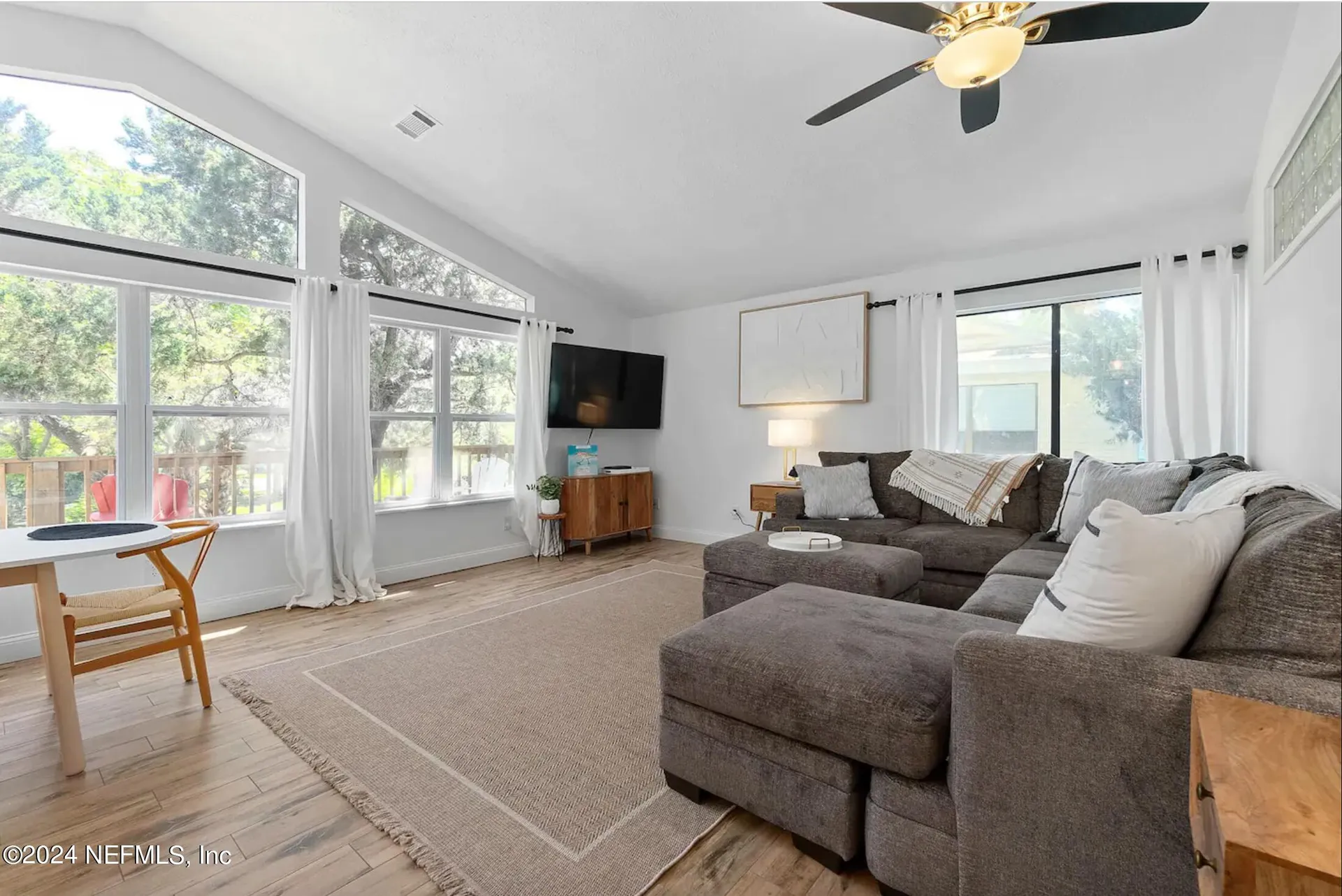 152 Manresa Road St. Augustine FL 32084