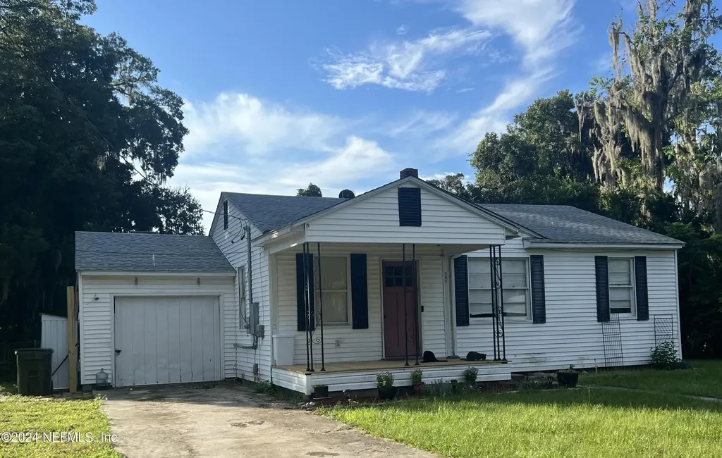 203 Bayard Street Green Cove Springs FL 32043