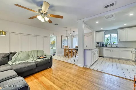5618 Oliver Street Jacksonville FL 32211