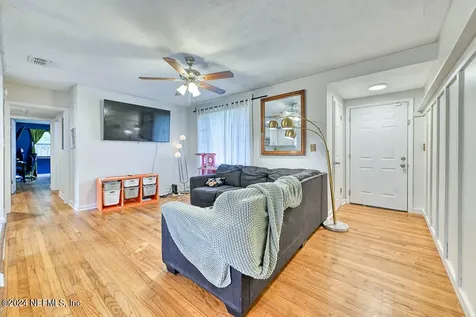 5618 Oliver Street Jacksonville FL 32211
