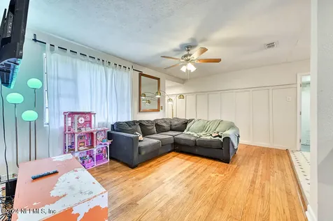 5618 Oliver Street Jacksonville FL 32211