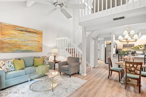 8514 Sturbridge Circle W Jacksonville FL 32244