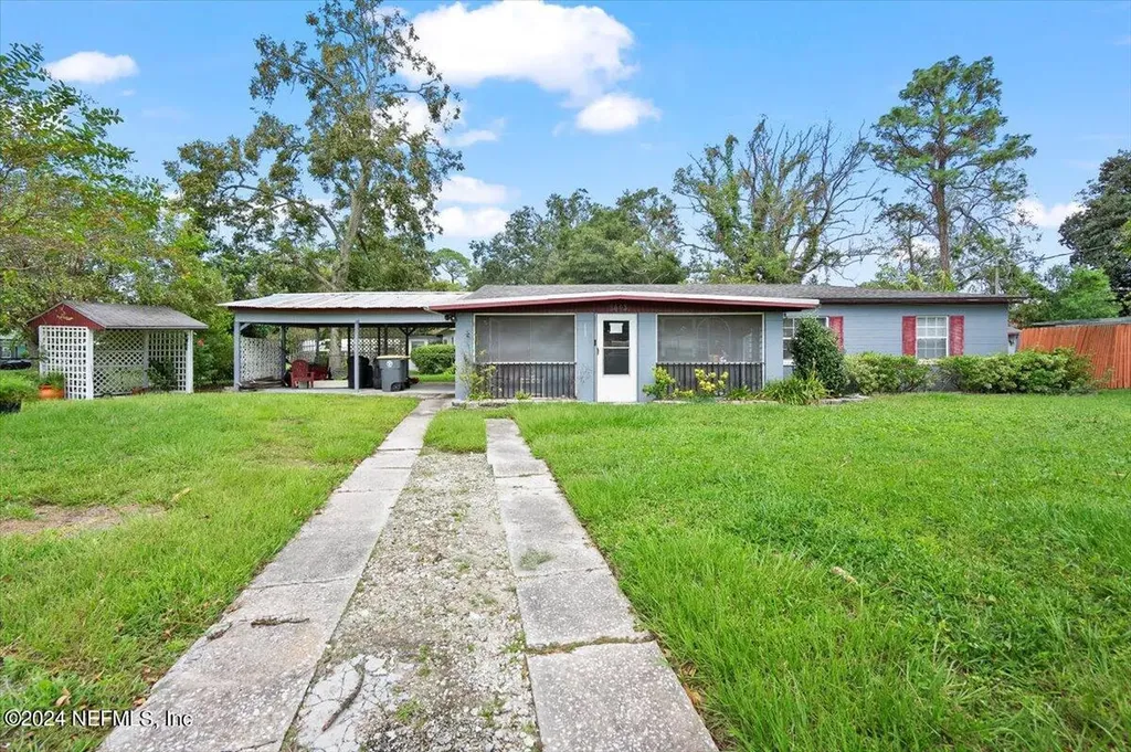 3443 Inwood Circle W Jacksonville FL 32207
