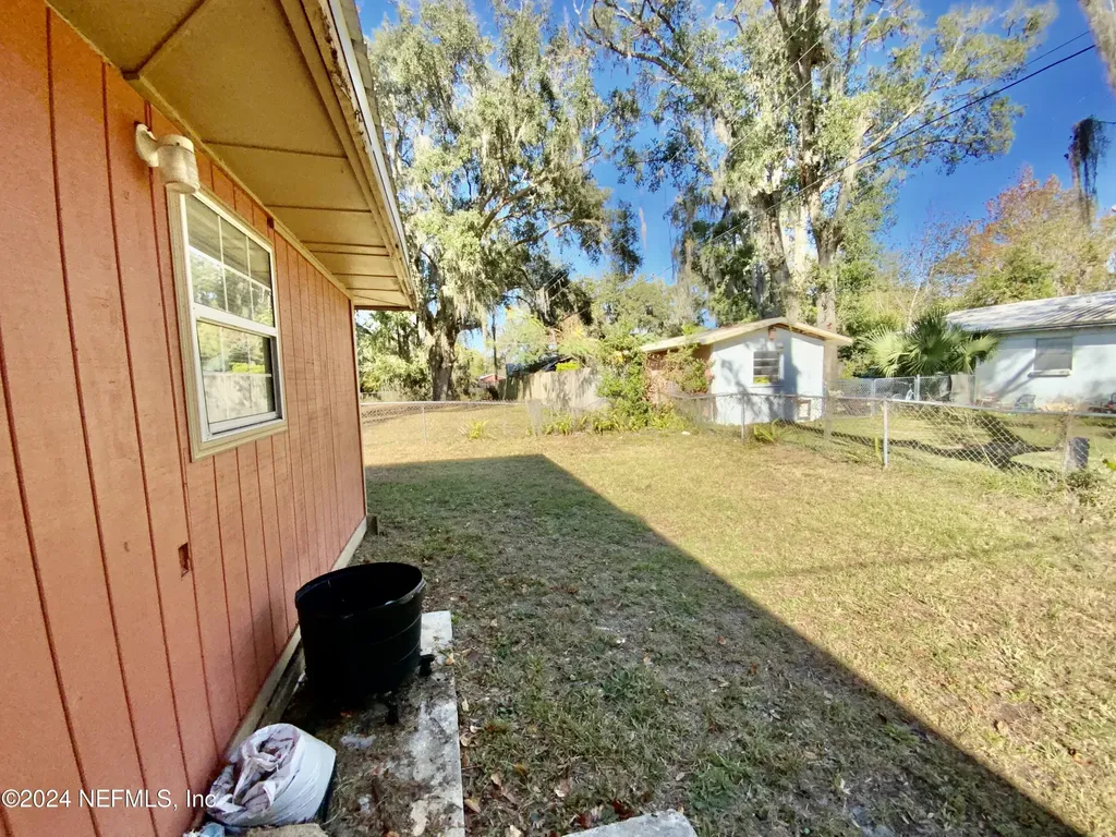 127 Mellon Road Palatka FL 32177