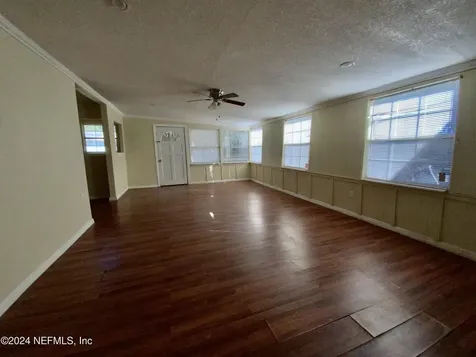 127 Mellon Road Palatka FL 32177