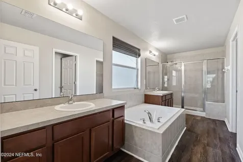 5047 Magnolia Valley Drive Jacksonville FL 32210